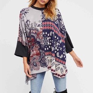 FREE PEOPLE Oversized PATCHWORK PAISLEY FRINGED PONCHO SWEATER TUNIC - Size XS/S